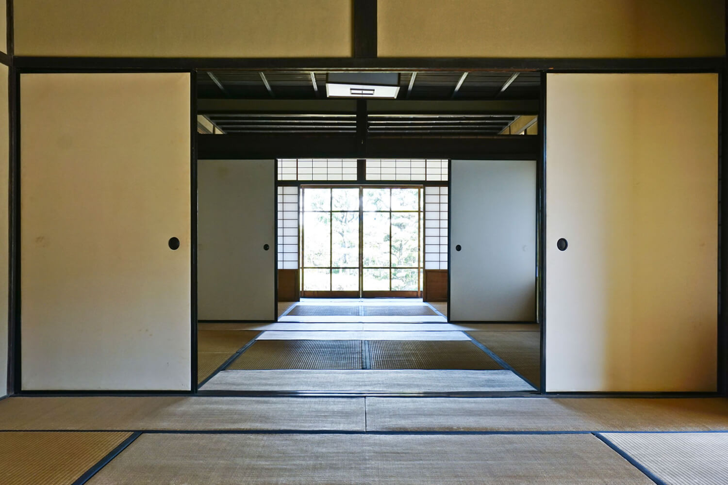 襖の種類や役割・特徴とその歴史を分かりやすく解説- wakore 和の暮らしメディア