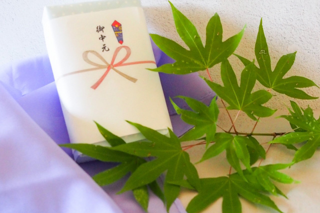 お中元とは？贈り物の正しい時期とマナー